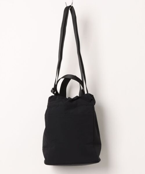 THE NORTH FACE(ザノースフェイス)の「【THE NORTH FACE】LINDEN MESH BUCKET BAG MINI(ショルダーバッグ・レディース・ブラック・FREE)」の13枚目の写真