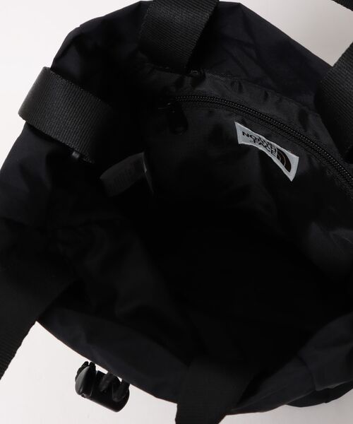 THE NORTH FACE(ザノースフェイス)の「【THE NORTH FACE】LINDEN MESH BUCKET BAG MINI(ショルダーバッグ・レディース・ブラック・FREE)」の15枚目の写真