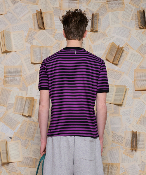 UNALLOYED(アナロイド)の「キャットドローイングストライプTシャツ / パープル(Tシャツ/カットソー・メンズ・その他・SMALL/MEDIUM/LARGE)」の3枚目の写真