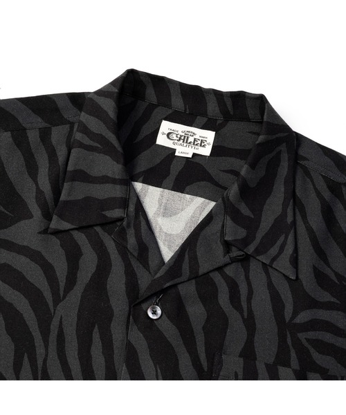 CALEE（キャリー）の「ZEBRA FLAME PATTERN S/S SH＜EXCLUSIVE＞（シャツ/ブラウス・メンズ・ブラック/ホワイト・X-LARGE/LARGE/MEDIUM）」の4枚目の写真