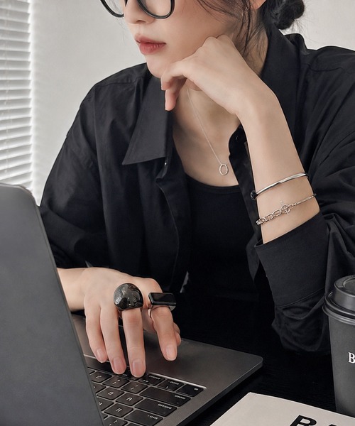 NOLITA LABORATORY(ノリータラボラトリー)の「【 NOLITA / ノリータ 】4点セット ボリューム アクリル リング(リング・レディース・ブラック・FREE)」の11枚目の写真