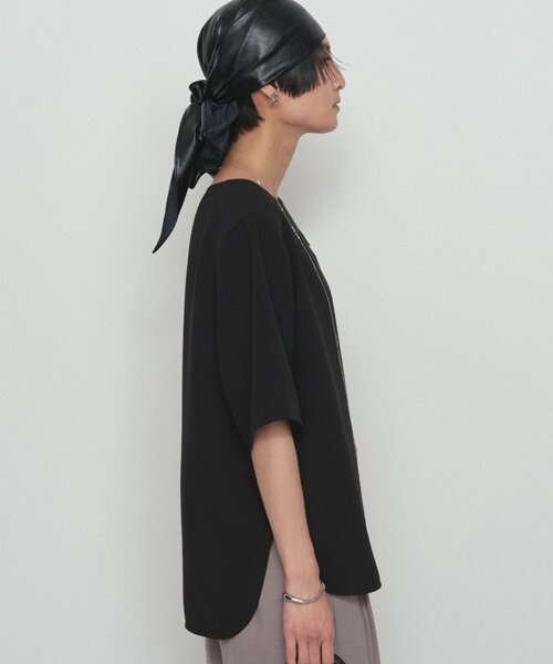 LOUNGEDRESS（ラウンジドレス）の「《気楽に着られて上品に決まる/体型カバー》Tブラウス（シャツ/ブラウス・レディース・ブラック/オフホワイト・FREE）」の8枚目の写真