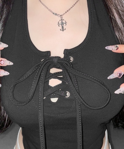 me+em select(ミームセレクト)の「【 クロスにできる2WAY 】レースアップホルターネックタンク / laceup halter neck tank(タンクトップ・レディース・ブラック/グレー/ホワイト・FREE)」の10枚目の写真
