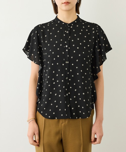ROPE'(ロペ)の「【DEVEAUX(デヴォー)】ドットケープブラウス/セットアップ対応・イージーケア(シャツ/ブラウス・レディース・ブラック系その他・FREE)」の11枚目の写真