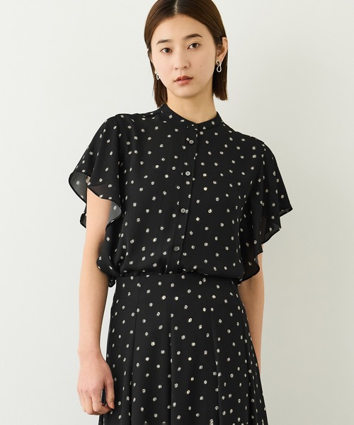 ROPE'(ロペ)の「【DEVEAUX(デヴォー)】ドットケープブラウス/セットアップ対応・イージーケア(シャツ/ブラウス・レディース・ブラック系その他・FREE)」の18枚目の写真