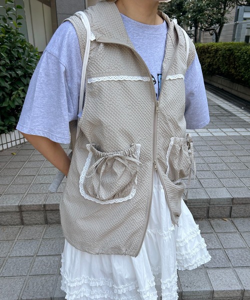 WC(ダブル シー)の「チェックナイロンベスト(ベスト・レディース・ベージュ・FREE)」の14枚目の写真