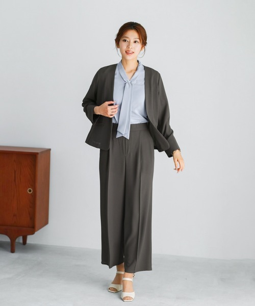 WHITE JOOLA(ホワイトジョーラ)の「【 軽くて伸びる 】 ハイストレッチカルゼワッシャーライト・セットアップ(スーツセット・レディース・チャコールグレー/グレイッシュベージュ/ネイビー・L/S/M)」の8枚目の写真