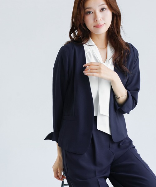 WHITE JOOLA(ホワイトジョーラ)の「【 軽くて伸びる 】 ハイストレッチカルゼワッシャーライト・セットアップ(スーツセット・レディース・チャコールグレー/グレイッシュベージュ/ネイビー・L/S/M)」の12枚目の写真