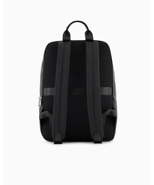 ARMANI EXCHANGE(アルマーニエクスチェンジ)の「【A|X アルマーニ エクスチェンジ】<ZOZO限定>AXロゴ スクエアバックパック(バックパック/リュック・メンズ・ブラック・FREE)」の3枚目の写真