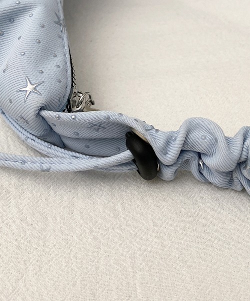 GEMEDA(ジェメダ)の「かわいい星の総柄ショルダーバッグ(ショルダーバッグ・レディース・アイボリー/イエロー/ライトブルー/ブラック・F)」の9枚目の写真