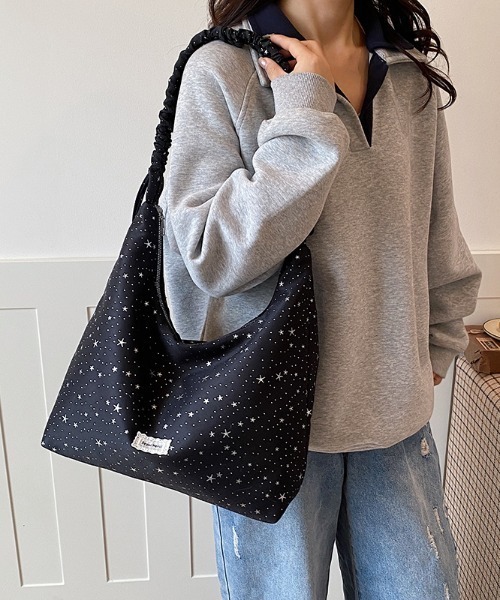 GEMEDA(ジェメダ)の「かわいい星の総柄ショルダーバッグ(ショルダーバッグ・レディース・アイボリー/イエロー/ライトブルー/ブラック・F)」の20枚目の写真
