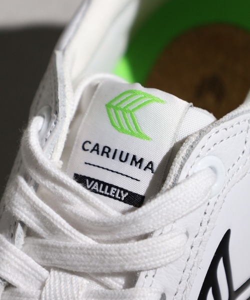 CARIUMA(カリウマ)の「VALLELY Leather Logo Sneaker バレリー レザー ロゴ スニーカー(スニーカー・メンズ・ホワイト系その他/ホワイト×ブラック・US-6/US-8h/US-9/US-7/US-6h/US-5h/US8/US8.5)」の7枚目の写真