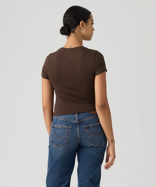 Levi's(リーバイス)の「Levi's/リーバイス グラフィック エッセンシャル ベビーTシャツ(Tシャツ/カットソー・レディース・ブラウン・M/S/XS)」の3枚目の写真