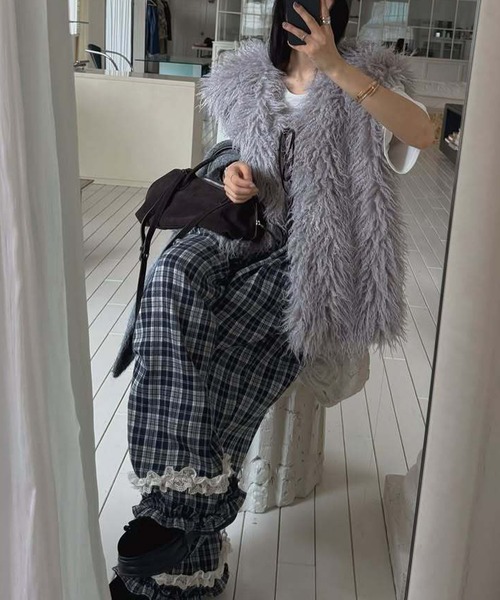 meJane(ミージェーン)の「チェック柄 裾フリルレース ワイドパンツ(その他パンツ・レディース・ブラック系/ブラウン系・FREE)」の8枚目の写真