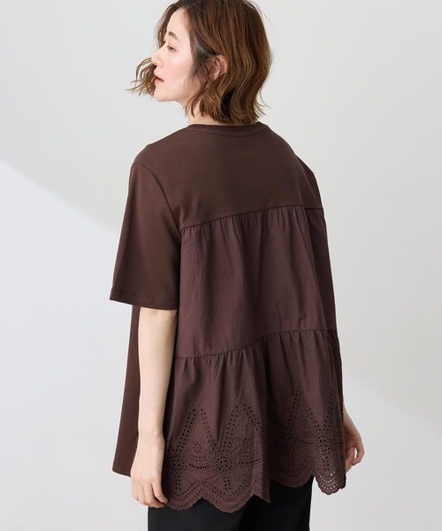Petit Honfleur(プチオンフルール)の「バックレースドッキングチュニックTシャツ【接触冷感・UVカット・オーガニックコットンブレンド】(Tシャツ/カットソー・レディース・ネイビー/ブラウン/ホワイト・M/L)」の8枚目の写真