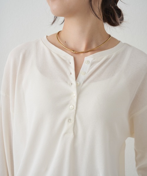 PUAL CE CIN(ピュアルセシン)の「前後2WAYシアーワッフルカットソー(Tシャツ/カットソー・レディース・ベージュ/ブラウン/アイボリー・FREE)」の2枚目の写真