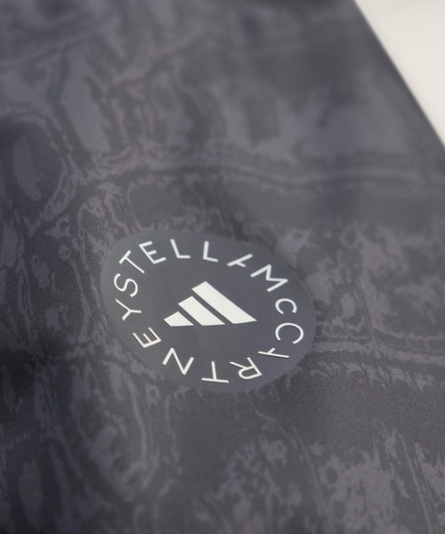 adidas by Stella McCartney（アディダスバイステラマッカートニー）の「adidas by Stella McCartneyアイテムジャケット（プリント柄） / アディダス adidas（ムートンコート・レディース・ブラック・SMALL/MEDIUM/LARGE/X-LARGE/XX-LARGE）」の8枚目の写真