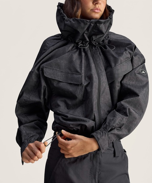 adidas by Stella McCartney（アディダスバイステラマッカートニー）の「adidas by Stella McCartneyアイテムジャケット（プリント柄） / アディダス adidas（ムートンコート・レディース・ブラック・SMALL/MEDIUM/LARGE/X-LARGE/XX-LARGE）」の10枚目の写真