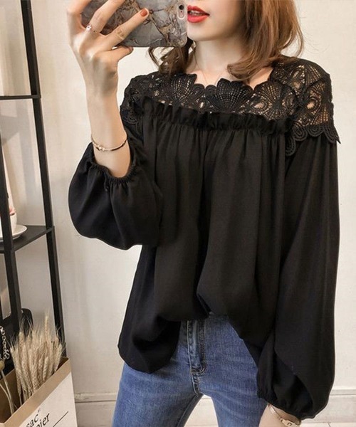 Flugge(フラッジー)の「花柄すかし彫りレースシャツ(シャツ/ブラウス・レディース・ホワイト/ブラック・LARGE)」の2枚目の写真