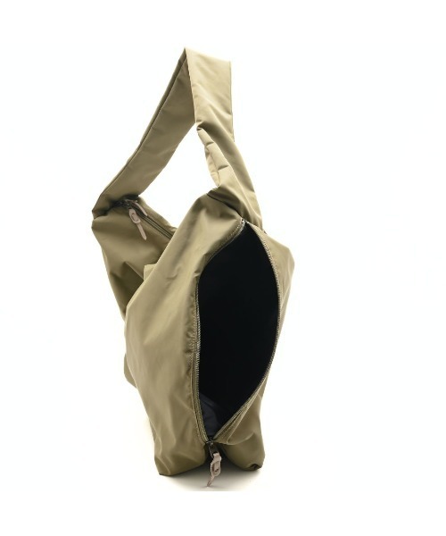 CLEDRAN(クレドラン)の「【軽量ナイロン 大容量】CL4029 FORI SIDE ZIP POCKET SHOULDER(ショルダーバッグ・レディース・グリーン/ブラック/ベージュ・FREE)」の11枚目の写真
