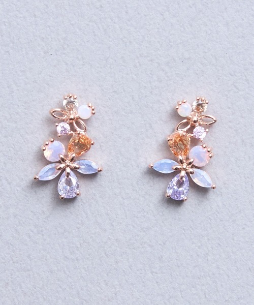 Zoule(ゾーラ)の「Zoule ゾーラ:”New me”シリーズ twins flower ピアス(ピアス(両耳用)・レディース・シルバー/ピンクゴールド・FREE)」の1枚目の写真