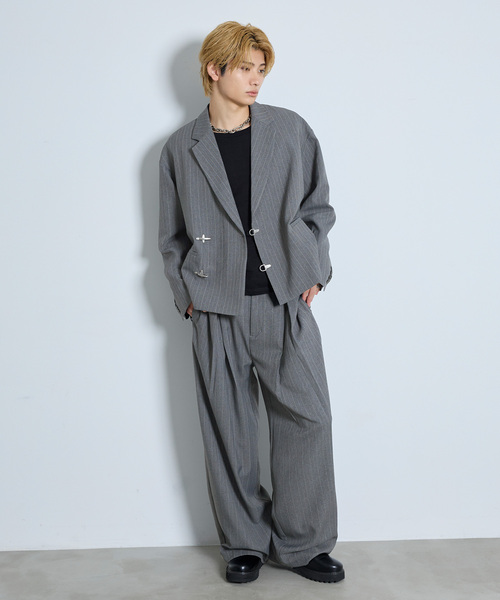 SERACE(セラス)の「【SERACE】 TUCK WIDE BALLOON STRIPE SLACKS / タックワイドバルーンストライプスラックス(スラックス・メンズ・グレー/ブラック・S/M/L)」の12枚目の写真