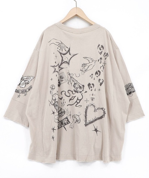 ScoLar(スカラー)の「ScoLar(スカラー) スケッチ柄 ドルマンプルオーバー(Tシャツ/カットソー・レディース・チャコールグレー/グレー/オフホワイト・MEDIUM)」の10枚目の写真