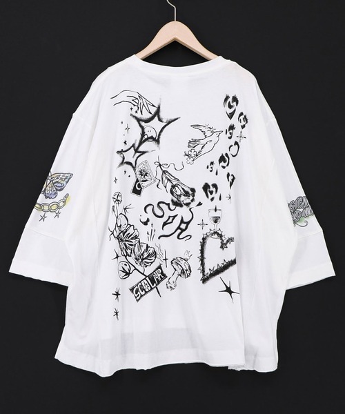 ScoLar(スカラー)の「ScoLar(スカラー) スケッチ柄 ドルマンプルオーバー(Tシャツ/カットソー・レディース・チャコールグレー/グレー/オフホワイト・MEDIUM)」の13枚目の写真