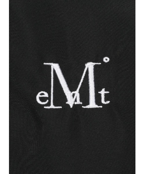 MUCENT(ムセント)の「◇MUCENT◇ブランド直輸入正規品/ミラノ シグネチャーロゴ フーデッドウィンドブレーカー Milan Signature Logo Hooded Windbreaker(ブルゾン・レディース・ブラック・FREE)」の2枚目の写真
