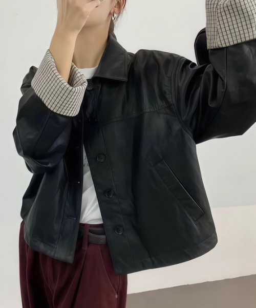 NANEA(ナネア)の「合成皮革ジャケット(その他アウター・レディース・ブラック/ブラウン・SMALL/MEDIUM/LARGE)」の6枚目の写真