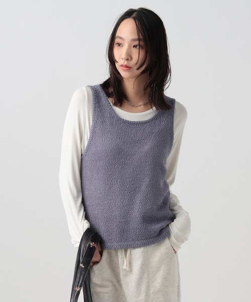 BAYFLOW（ベイフロー）の「[バックデザインがポイント]バンピーニットタンク（ニット/セーター・レディース・オフホワイト/マスタード/アクア・FREE）」の3枚目の写真