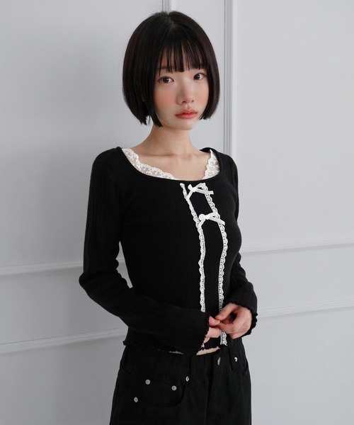 by muni:r(バイ ムニール)の「レーススクエアリボンスリムニット/2026 AW COLLECTION(Tシャツ/カットソー・レディース・ブラック/グレー/アイボリー・FREE)」の12枚目の写真