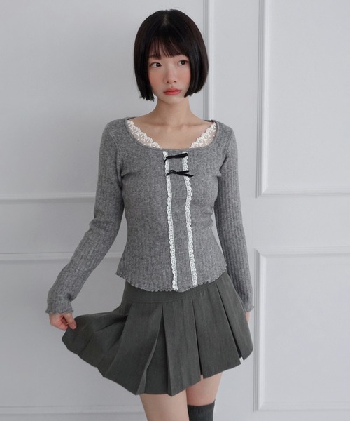 by muni:r(バイ ムニール)の「レーススクエアリボンスリムニット/2026 AW COLLECTION(Tシャツ/カットソー・レディース・ブラック/グレー/アイボリー・FREE)」の20枚目の写真