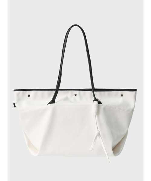 DAWN FACTORY（ダンファクトリー）の「NOA BAG LARGE TWILL WHITE ノアバッグ ラージ ツイル ホワイト（ショルダーバッグ・レディース・その他・FREE）」の4枚目の写真