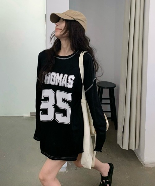 SHEPP（シープ）の「【26年秋冬新作】オーバーサイズワンショル ナンバリング カレッジロゴ ロンT（Tシャツ/カットソー・レディース・ホワイト/ブラック・L）」の11枚目の写真