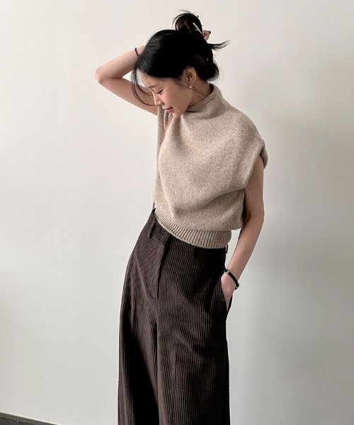 FAVORITO（ファヴォリート）の「ニットハーフネックトップス（ニット/セーター・レディース・ベージュ/オフホワイト・F）」の22枚目の写真