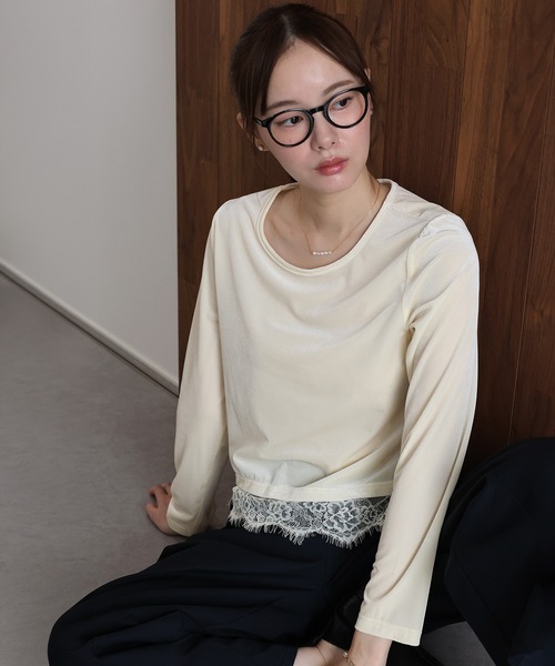 J by blue(ジェイバイブルー)の「レースヘムベロアカットソー(Tシャツ/カットソー・レディース・ブラック/ブラウン/アイボリー・MEDIUM)」の5枚目の写真
