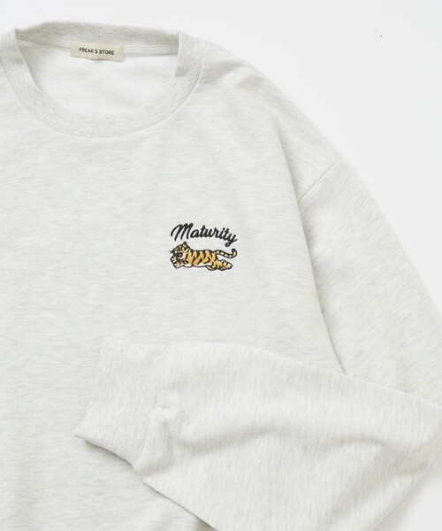 FREAK'S STORE(フリークスストア)の「限定展開 アニマル アソート ワンポイント刺繍 スウェット(スウェット・メンズ・グレー/チャコールグレー/オフホワイト/ブラック・LARGE/MEDIUM/X-LARGE)」の4枚目の写真