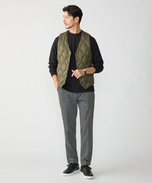 SHIPS(シップス)の「【SHIPS別注】TAION: 〈手洗い可能〉ダウン ジレ(ベスト・メンズ・コバルトブルー/ベージュ/オリーブ/ブラック・MEDIUM/SMALL/X-LARGE/LARGE)」の16枚目の写真
