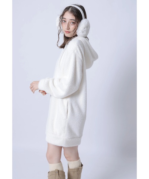 Rirandture(リランドチュール)の「もこもこフーディーミニワンピース(ワンピース・レディース・オフホワイト/ミント・1/2)」の17枚目の写真