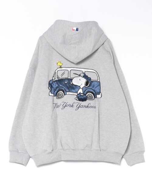 PEANUTS（ピーナッツ）の「【PEANUTS/ピーナッツ】【ユニセックスデザインでリンクコーデにも◎】MLB×PEANUTS 裏起毛ジップパーカー 保温 キャラクター ドジャース ヤンキース ホワイトソックス（パーカー・メンズ・ブラック系その他3/ブルー系その他2/ブラック系その他/ベージュ系その他3/グレー系その他/グレー系その他2・LARGE/X-LARGE/MEDIUM）」の7枚目の写真