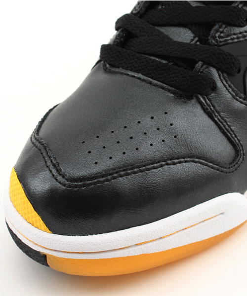 Reebok(リーボック)の「COURT VICTORY PUMP(スニーカー・メンズ・ブラック/オレンジ/パープル/ブルー・26/27/28)」の7枚目の写真