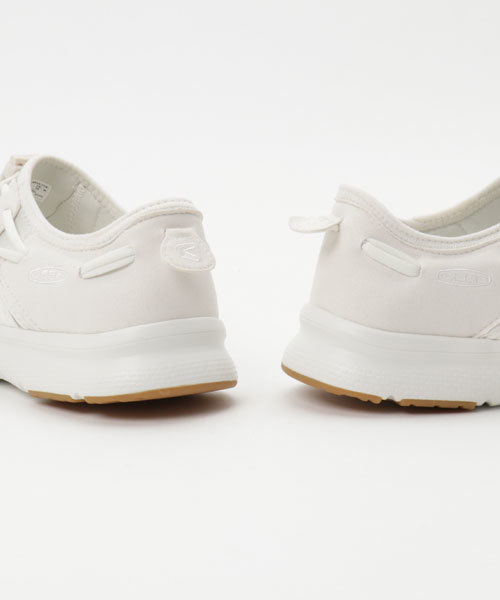 KEEN（キーン）の「UNEEK O2 / ユニーク オーツー（スニーカー