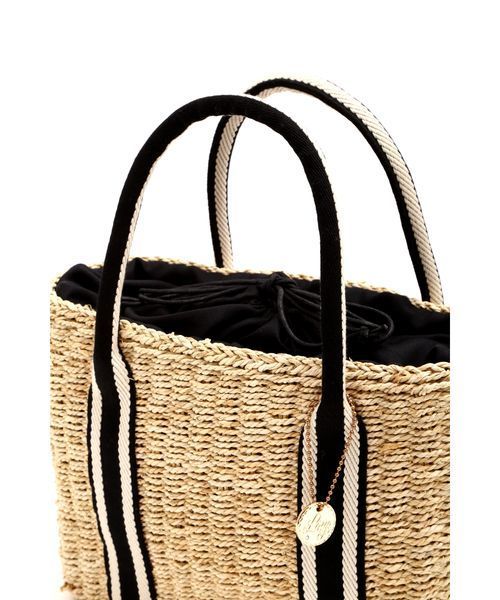 N.（N. Natural Beauty Basic）（エヌエヌナチュラルビューティーベーシック）の「【and GIRL 4月号掲載】《Limp》スクエアメイズトートバッグ（トートバッグ・レディース・ブラック系その他/ネイビー・ﾌﾘ-）」の8枚目の写真