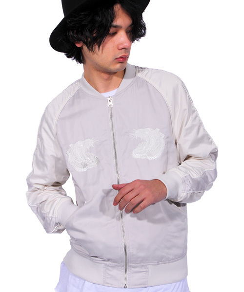 8(eight)（エイト）の「タイガー 虎 スカジャン サテン 刺繍