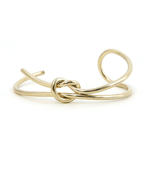 Luz Llena（ラズレナ）の「ワイヤーバングル（バングル/リストバンド・レディース・シルバー/ゴールド・ﾌﾘ-）」の5枚目の写真