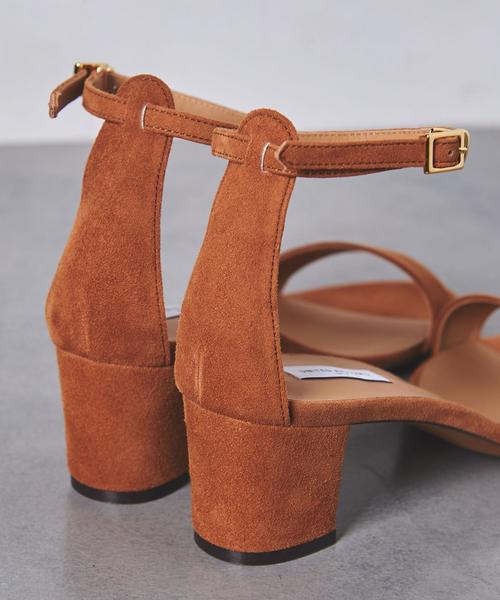 UNITED ARROWS（ユナイテッドアローズ）の「□UBCB チャンキーヒール サンダル（サンダル・レディース・ブラック/ブラウン/レッド・36/37/35h/38/35/36h/37h）」の4枚目の写真