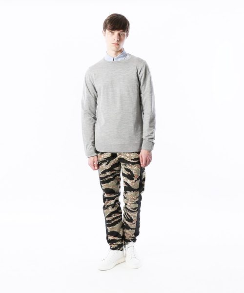 STAR ELBOW PATCH CREW NECK KNIT STAR ELBOW PATCH CREW NECK KNIT