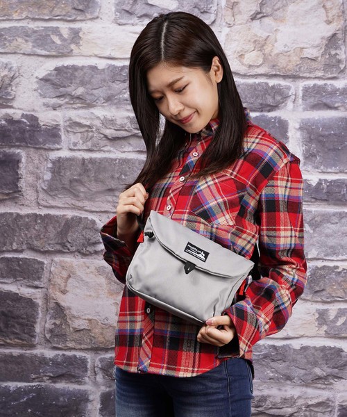 おしゃれスタ（オシャレスタ）の「Healthknit Product P-cakeフラップショルダー(LS)（ショルダーバッグ・メンズ・ライトグレー/ブラック/インディゴブルー/マスタード/ダークベージュ・FREE）」の12枚目の写真
