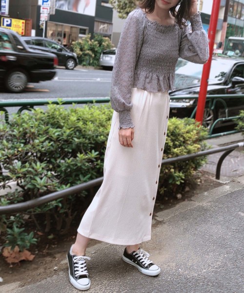 one after another NICE CLAUP（ワンアフターアナザーナイスクラップ）の「シャーリングレーストップス（Tシャツ/カットソー・レディース・ブラック/ピンク/アイボリー/ラベンダー/グレー系その他・FREE）」の17枚目の写真